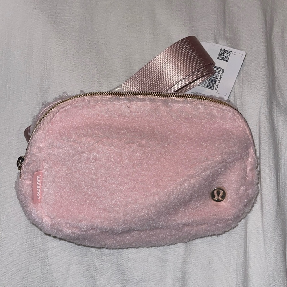 Lululemon Pink Fleece Gold hardware everywhere belt bag
